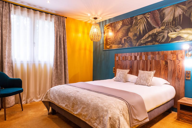 Suite familiale spacieuse, idéale pour les vacances à l'Orleans Parc Hotel